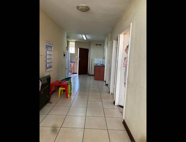 2 BEDROOM TOWNHOUSE FOR SALE IN PRETORIA EAST